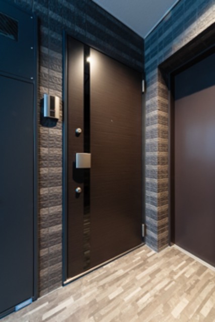 ※写真は同タイプ住戸です。(玄関)