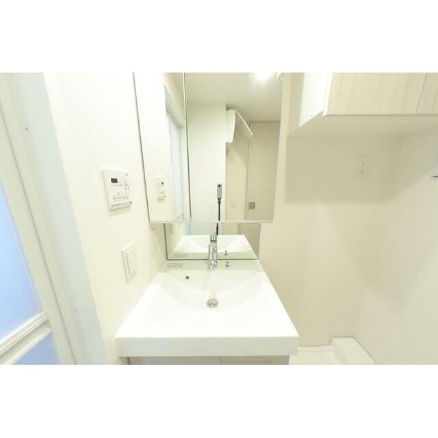 Eタイプ2021年10月撮影 パノラマ画像から切り取り(内装)