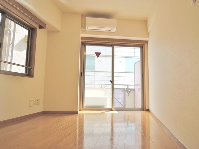 ※同仕様写真含む(居間)