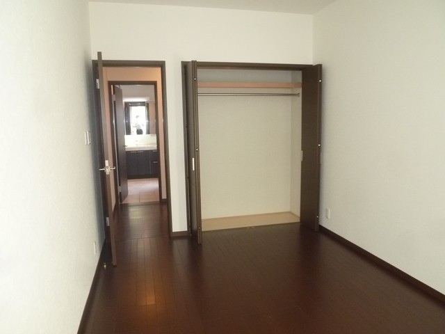 (居間)
