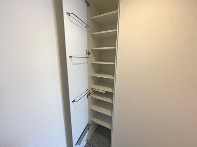 ※同仕様写真含む(玄関)