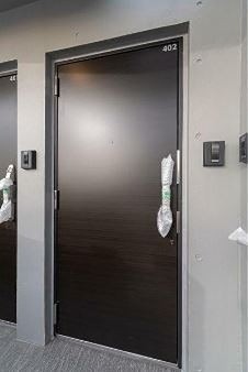 ※同仕様写真含む(玄関)