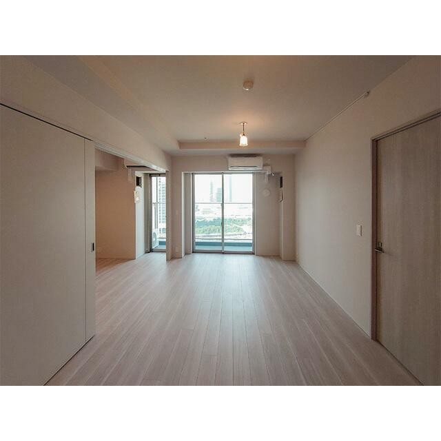 ※同仕様写真含む(居間)