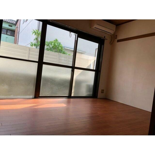 ※同仕様写真含む(居間)