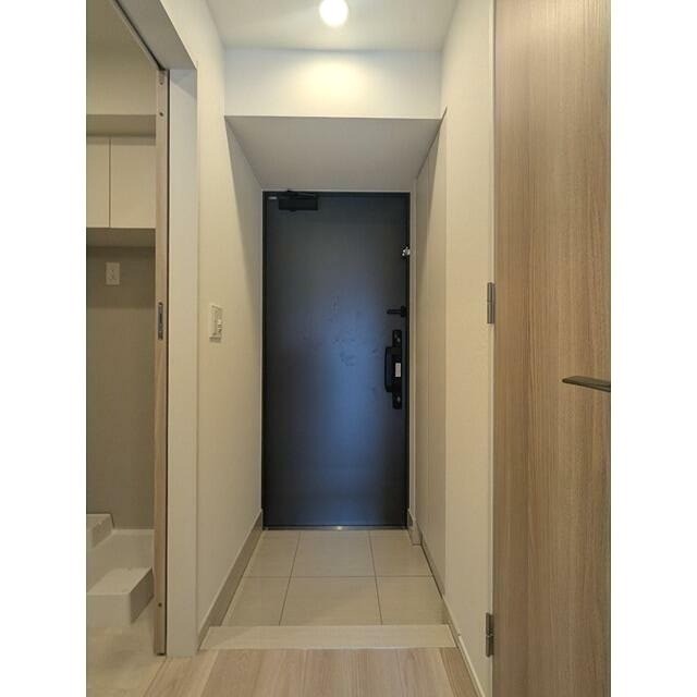 ※同仕様写真含む(玄関)