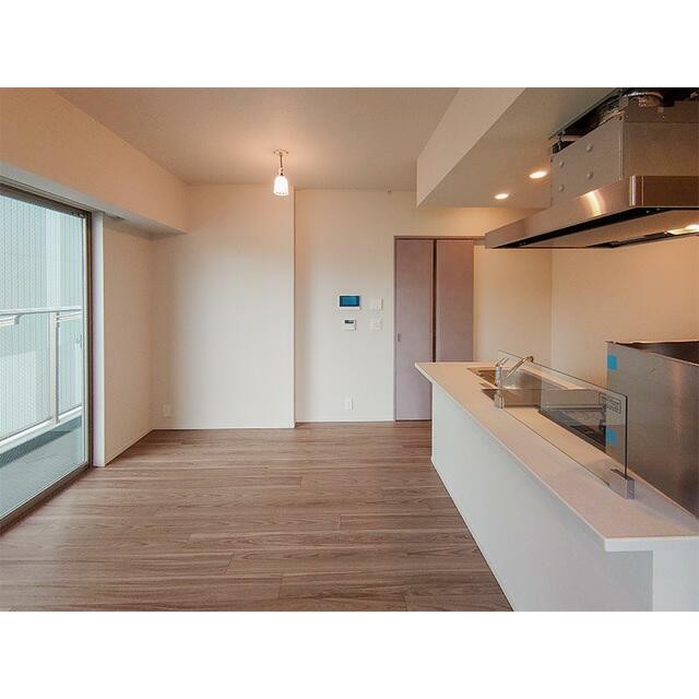 ※写真は同タイプ住戸です。(居間)