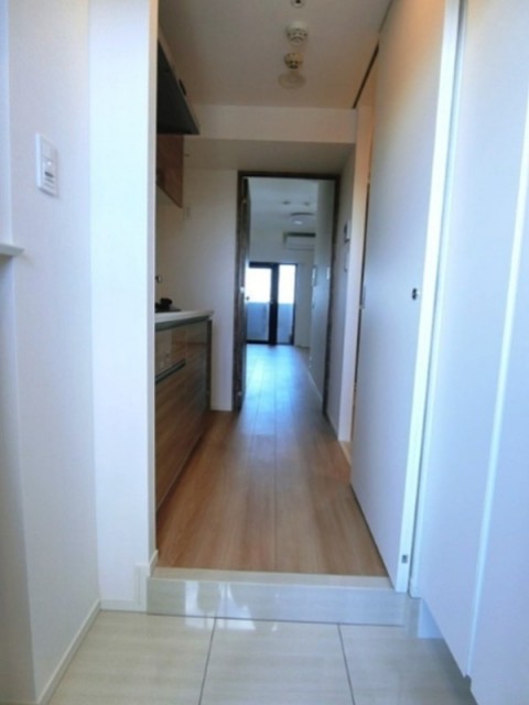 ※同仕様写真(玄関)