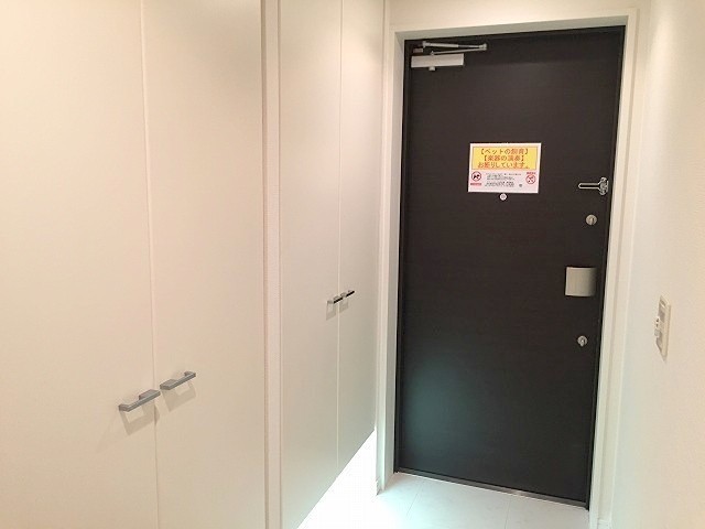 (玄関)