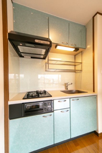 ※写真は同タイプ住戸です。(キッチン)