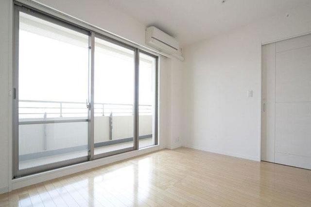 ※写真は同タイプ住戸です。(居間)