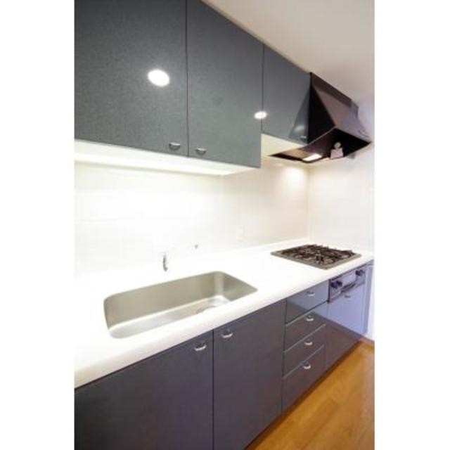 ※写真は同タイプ住戸です。(キッチン)