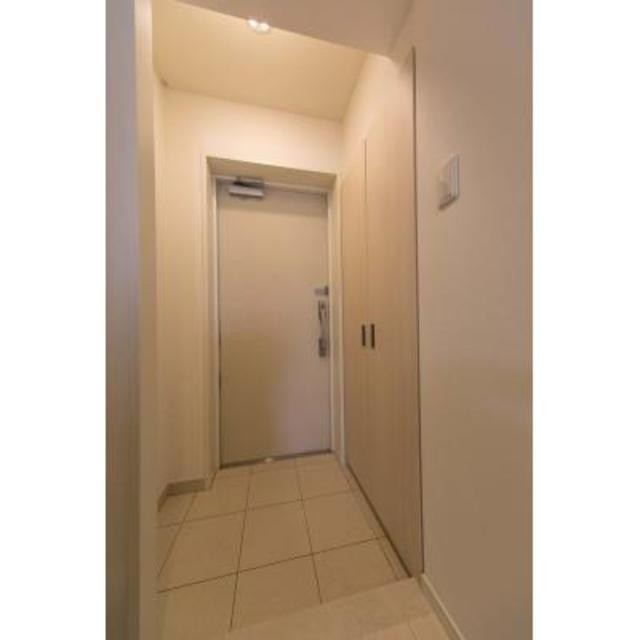 ※写真は同タイプ住戸です。(玄関)