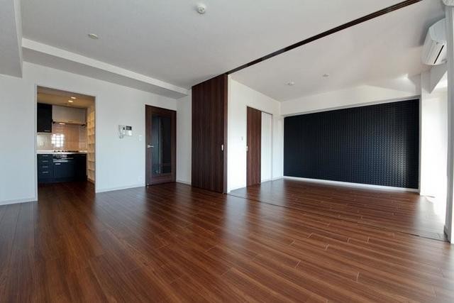 ※写真は同タイプ住戸です。(居間)