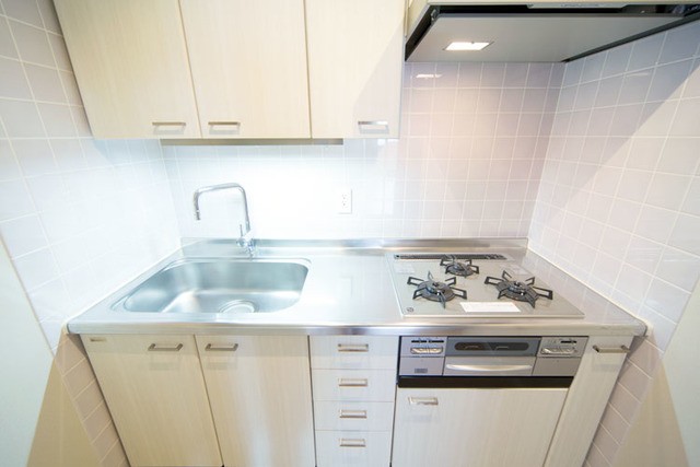 ※写真は同タイプ住戸です。(キッチン)