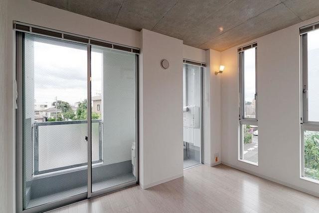 ※写真は同タイプ住戸です。(居間)