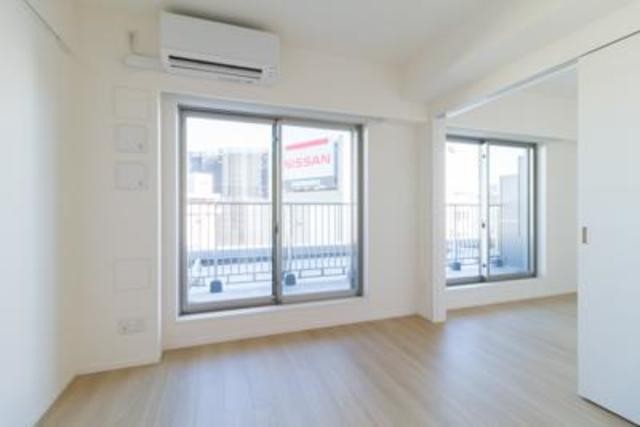 ※写真は同タイプ住戸です。(居間)