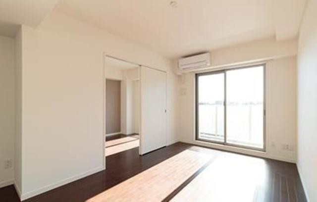 ※写真は同タイプ住戸です。(居間)