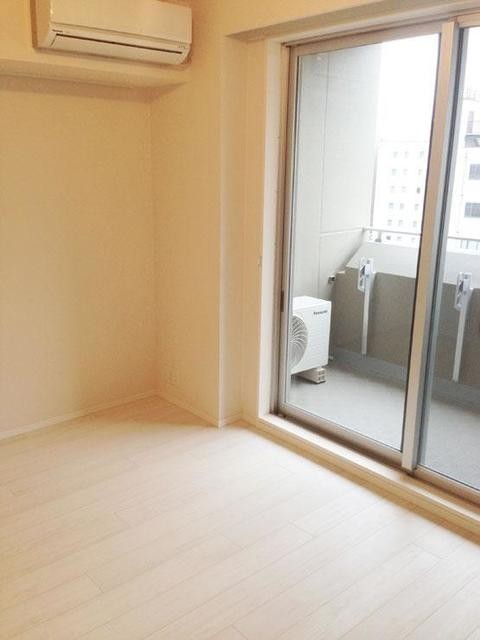 ※写真は同タイプ住戸です。(居間)