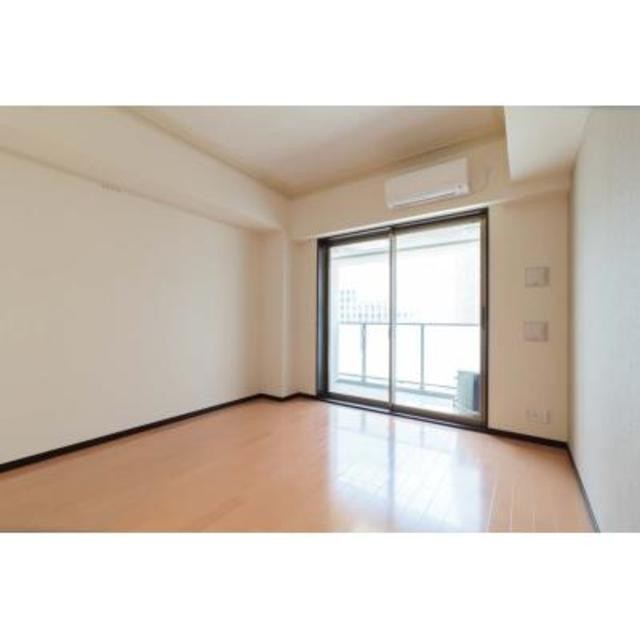 ※写真は同タイプ住戸です。(居間)