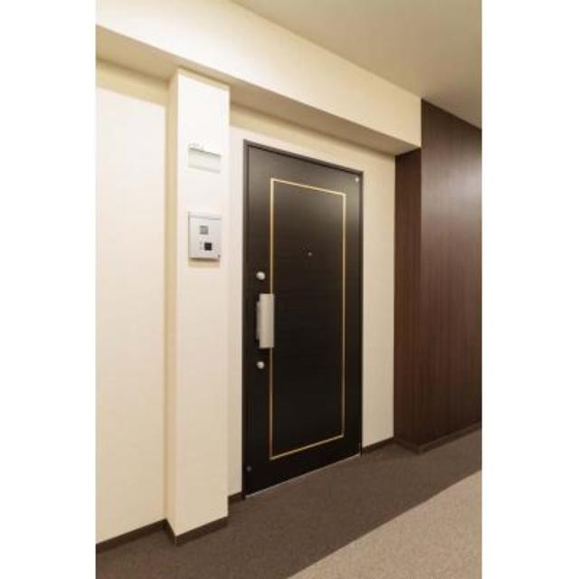 ※写真は同タイプ住戸です。(玄関)