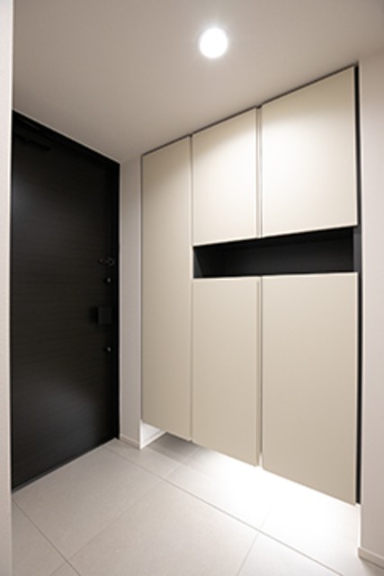 ※写真は同タイプ住戸です。(玄関)