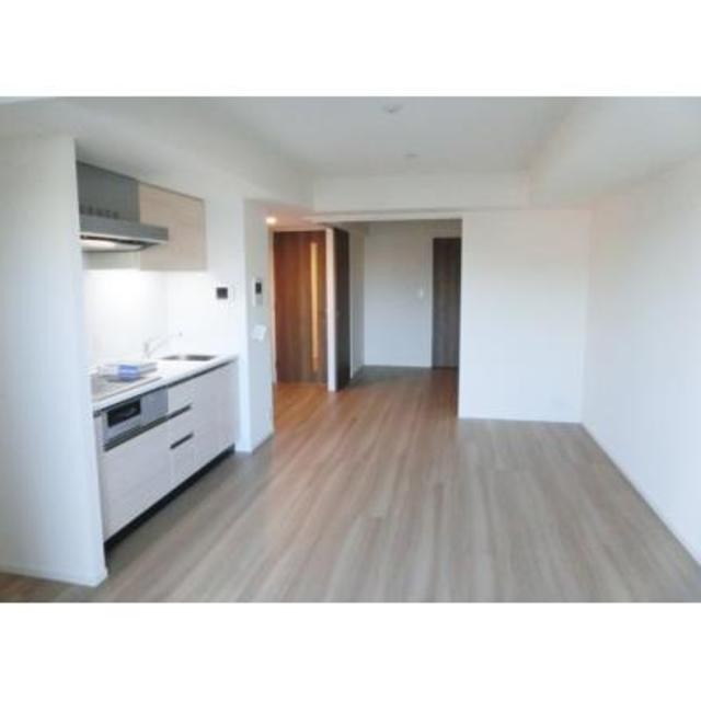 ※写真は同タイプ住戸です。(居間)