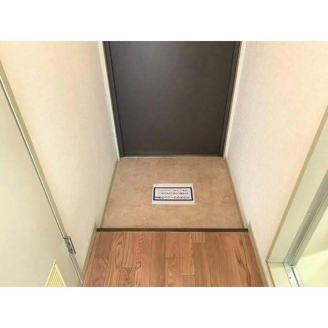 (玄関)