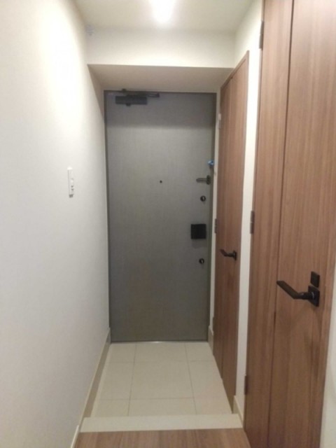 ※同仕様写真含む(玄関)