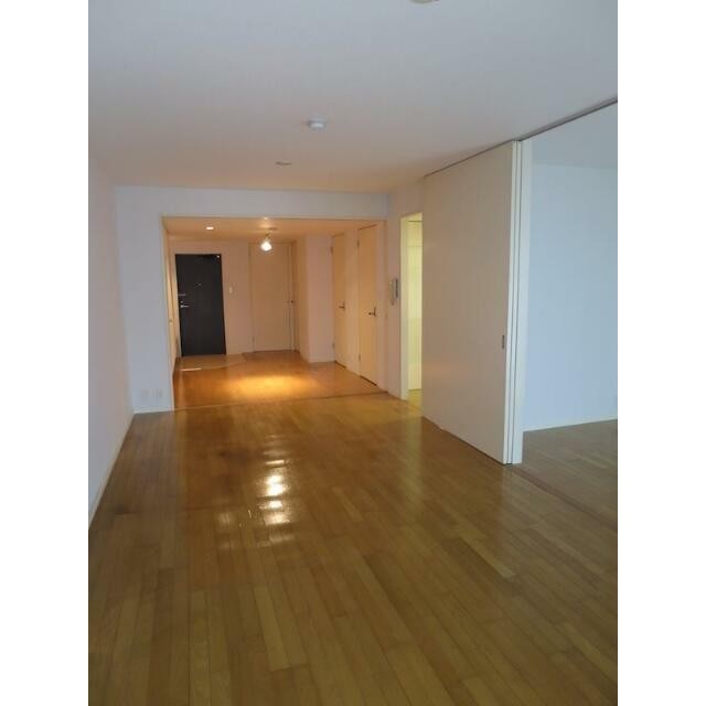 ※同仕様写真含む(居間)