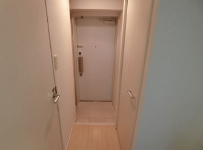 (玄関)