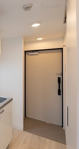 ※同仕様写真(玄関)