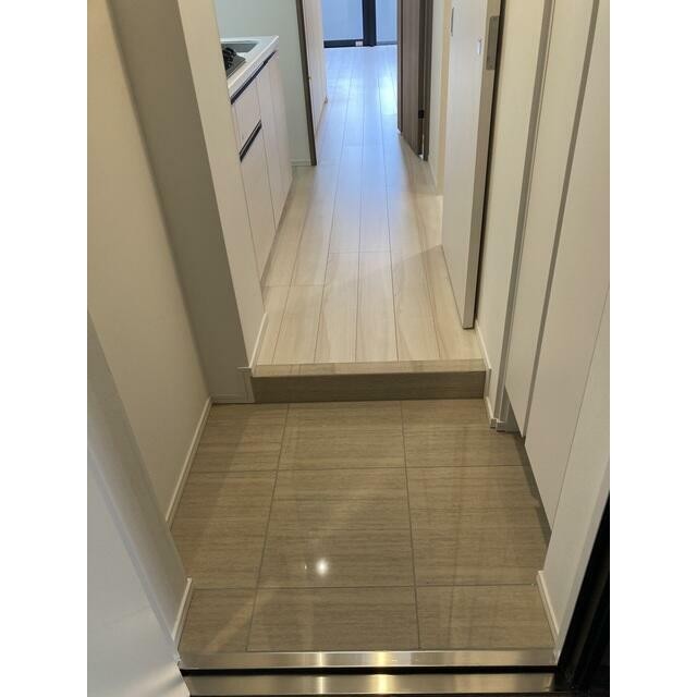 ※同仕様写真含む(玄関)