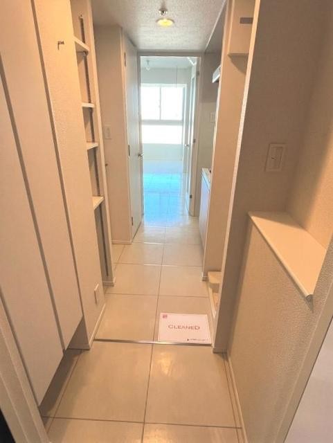 ※写真は同タイプ住戸です。(玄関)