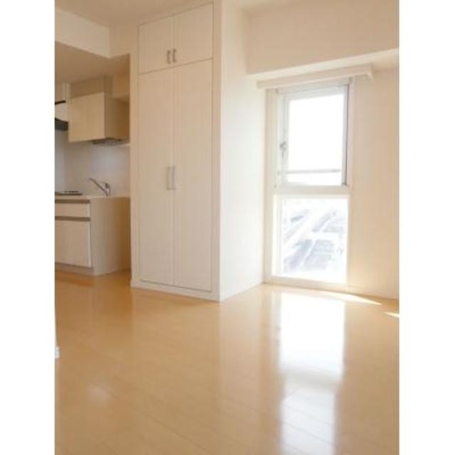 ※写真は同タイプ住戸です。(居間)