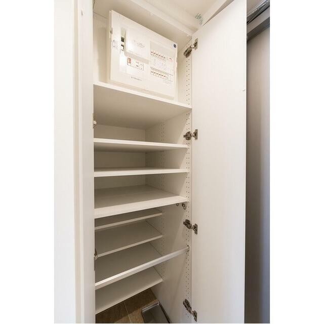 シューズボックス