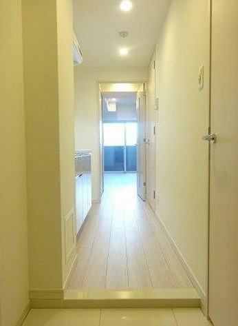 (玄関)