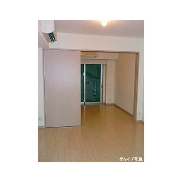 ※同仕様写真含む(居間)