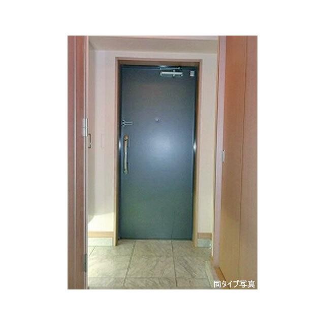 ※同仕様写真含む(玄関)