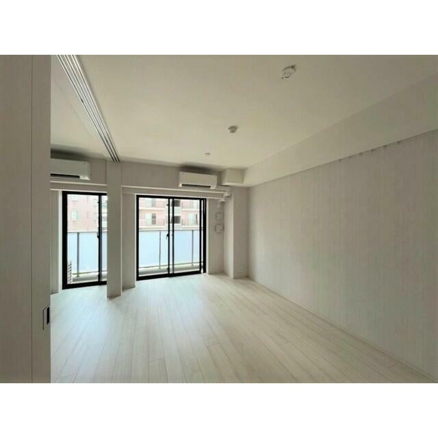 ※写真は同タイプ住戸です。(居間)