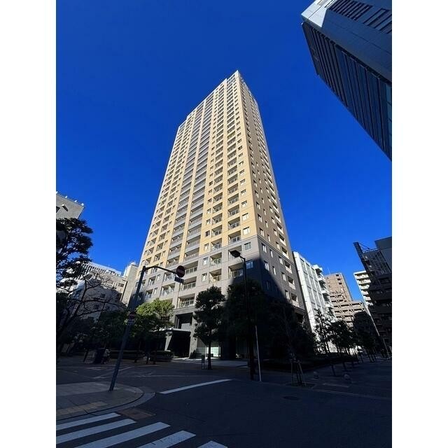 港区芝3丁目 【賃貸居住】マンション