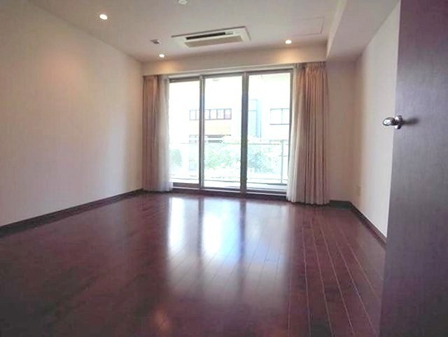 ※同仕様写真(居間)