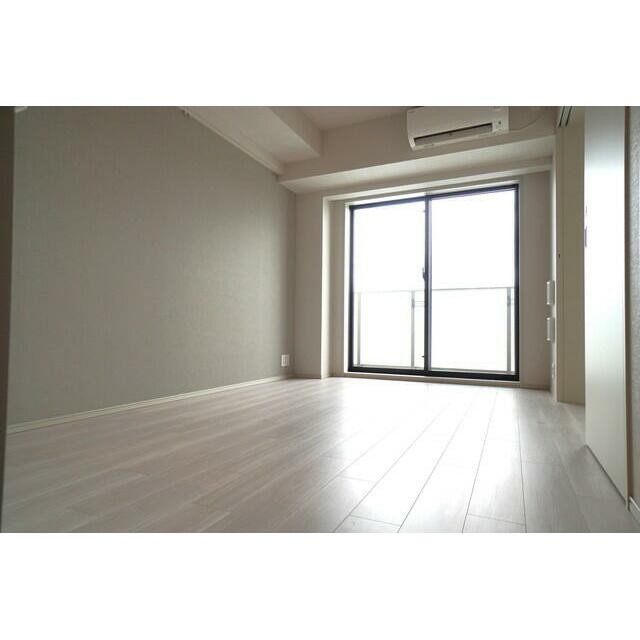 ※写真は同タイプ住戸です。(居間)