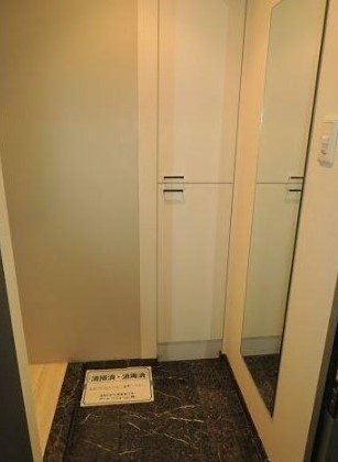 (玄関)
