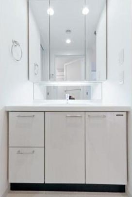 ※同仕様写真含む(内装)