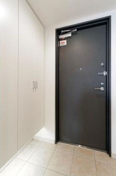 ※同仕様写真含む(玄関)