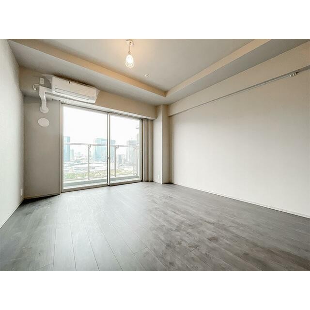 ※写真は同タイプ住戸です。(居間)