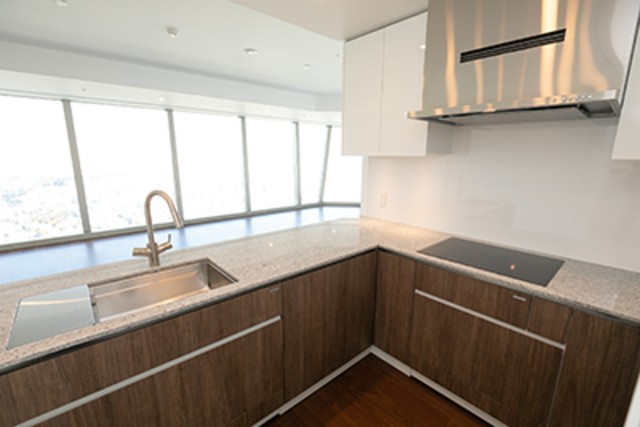 ※写真は同タイプ住戸です。(キッチン)