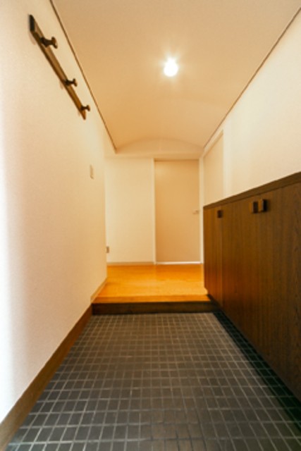 ※写真は同タイプ住戸です。(玄関)