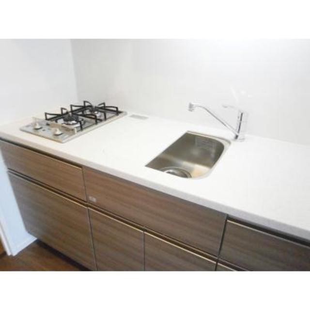 ※写真は同タイプ住戸です。(キッチン)