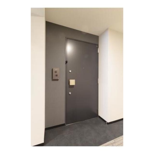 ※写真は同タイプ住戸です。(玄関)